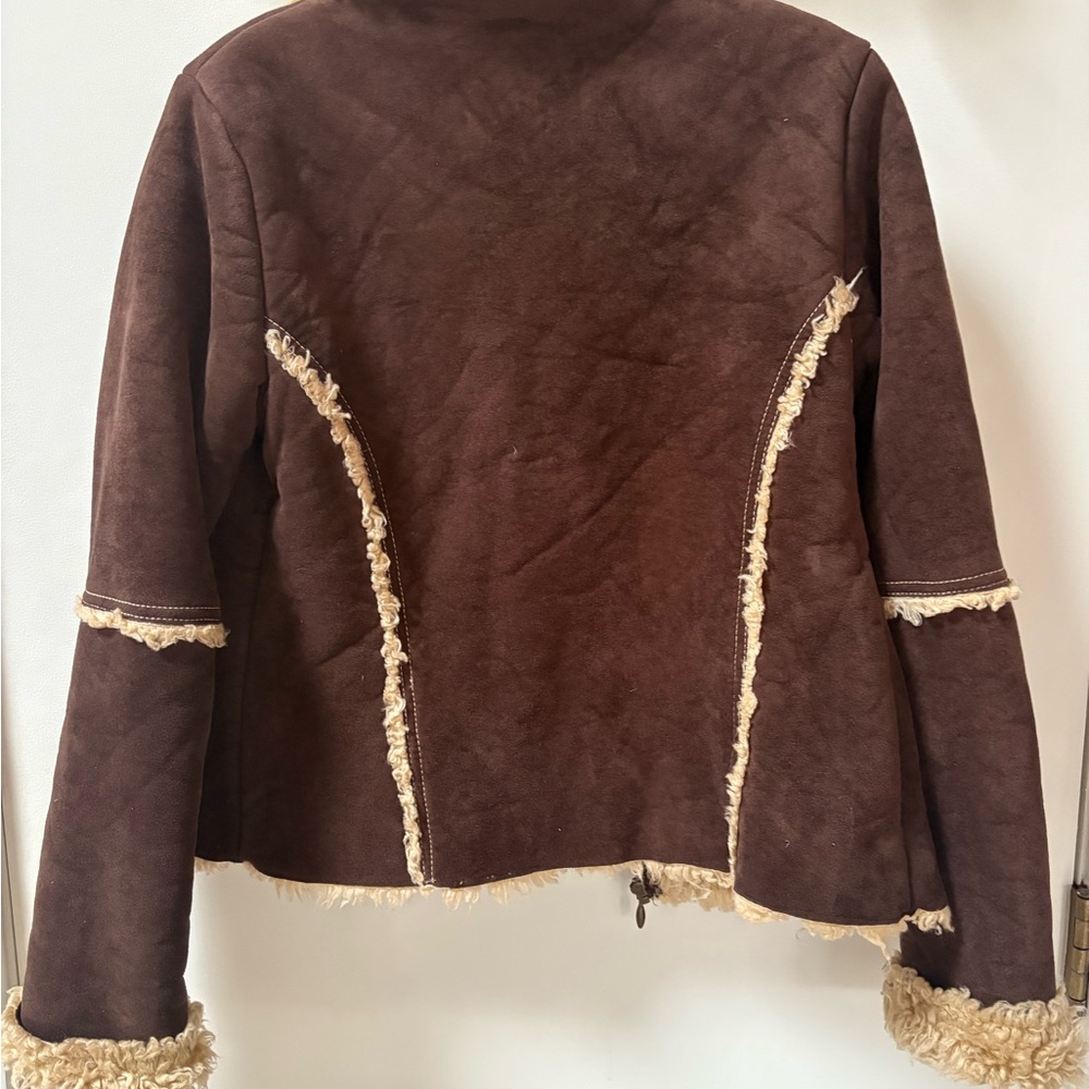 Retro Faux Shearling Jacket – Cozy Vintage Boho Style - Picture 3 of 11